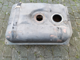 Tank fuel Nissan 300ZX Z31 17202-01P00 Used part.