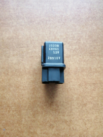 Relay Nissan 25230-C9961 / 25230-C9971 Automatic choke / Rear wiper / Automatic roof window / air conditioning