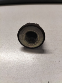 Dopmoer achteras Nissan 55269-0M000 A32/ N15/ P11/ V10/ WP11 Gebruikt.