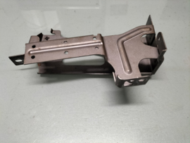 Bracket-control module Nissan 23714-AU010 Used part