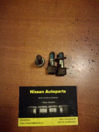 Bevestigingsbout aandrijfas vooras Nissan Terrano2 R20 39106-50W00