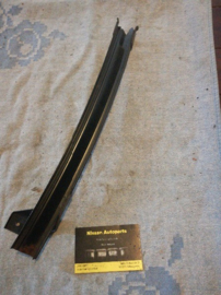 Raamgeleiding links Nissan Sunny N14 80217-50C00