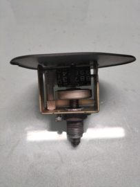 Kilometerteller Datsun Cherry E10 24850-M0200 Gebruikt.