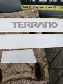 RVS-instaplijsten Nissan Terrano WD21 DB900-00G01