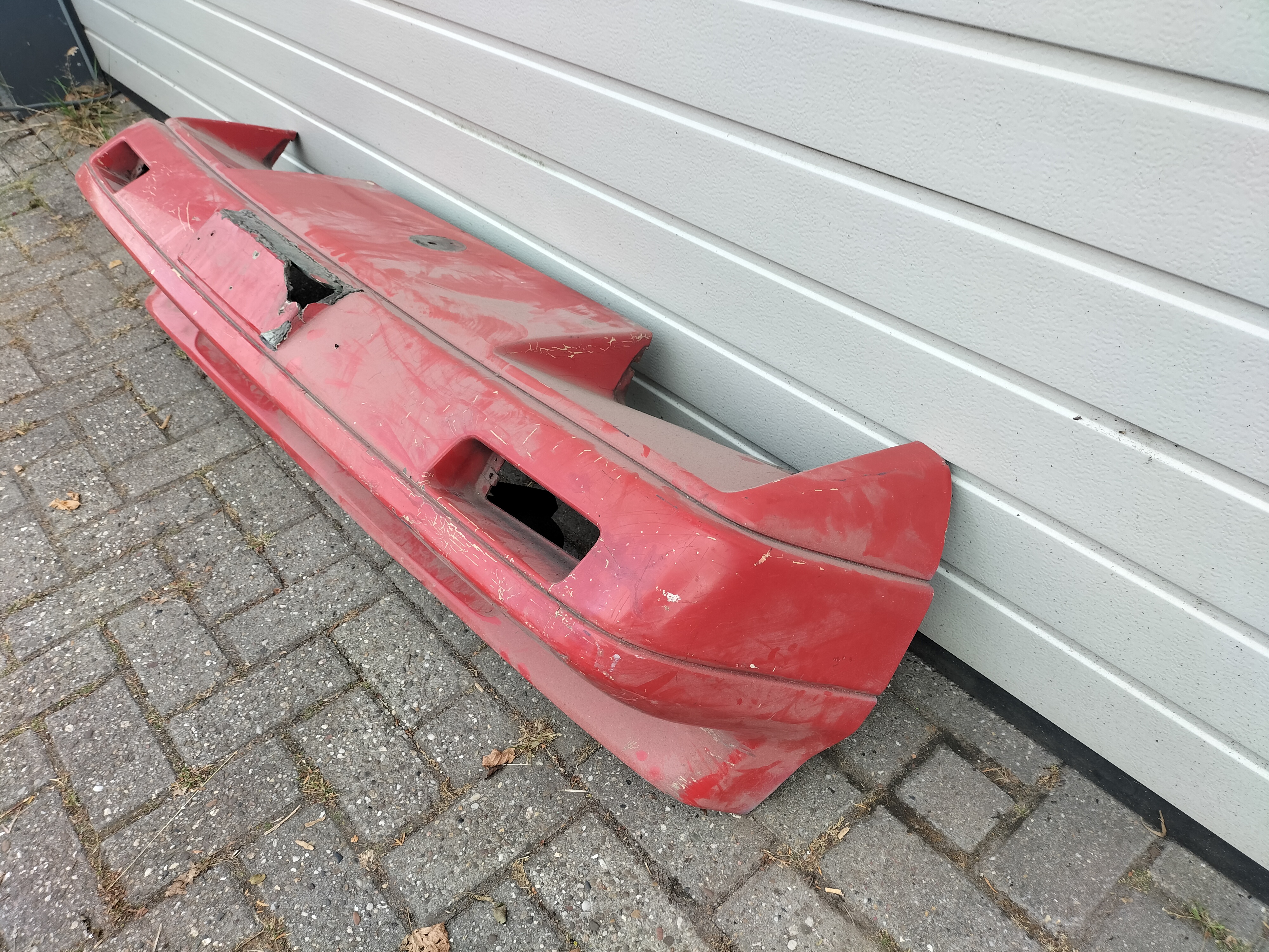 Voorbumper Nissan 300ZX Z31 20250628 Gebruikt, lichte schade.