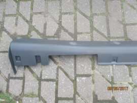 Modderflap/sierlijst rechts Almera Tino V10 76850-BU560