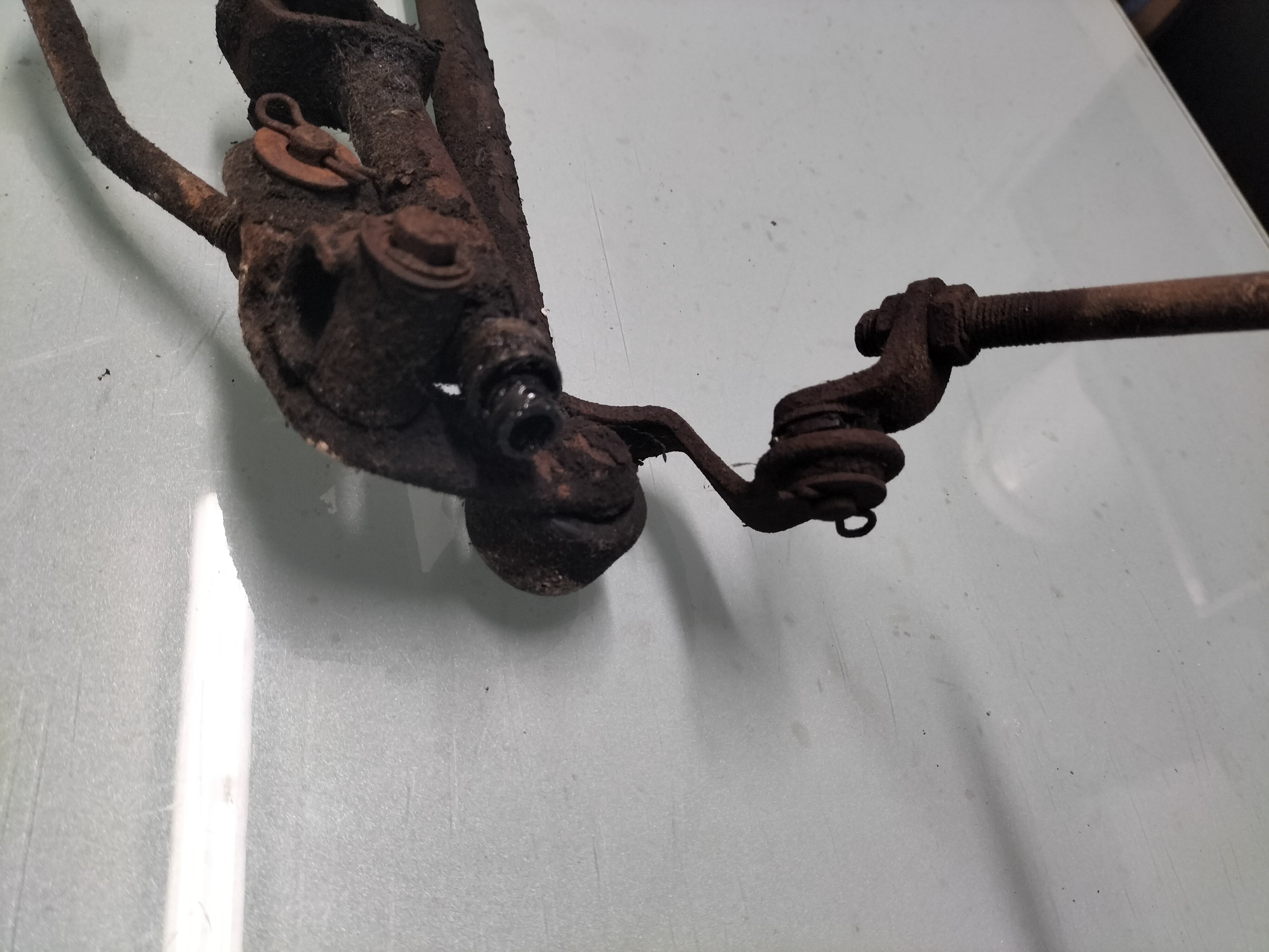 Assy-transmission control Datsun Cherry E10 (20250608) Used part.