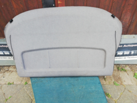 Hoedenplank Nissan Primera P11 - hatchback 79910-9F600 Gebruikt.