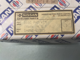 Pad kit-disc brake front axle Nissan Pickup 720 DA060-B9525 Original.