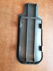 Afdekplaat luchtinlaat Nissan Primera P11/ WP11 66852-2F900 Gebruikt.