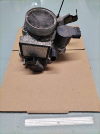 Gasklephuis Nissan Micra K11 16119-0U020 Gebruikt.
