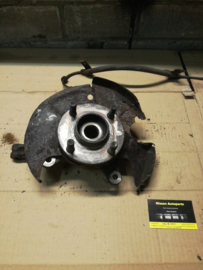 Wielnaaf Nissan Almera N15. linksvoor. ABS. 40015-0M005