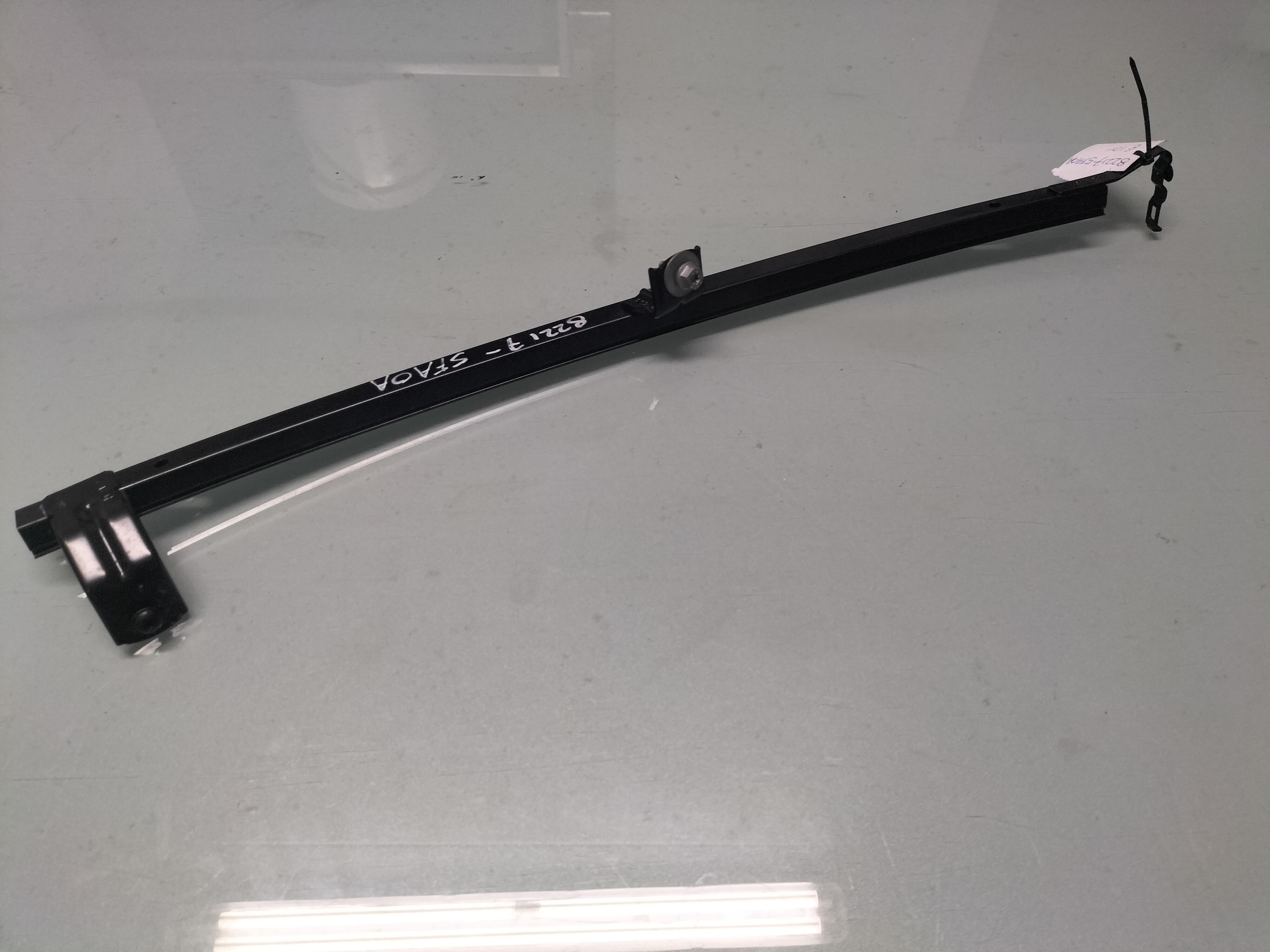 Portierraamgeleider linksachter Nissan Micra K14 82217-5FA0A Gebruikt