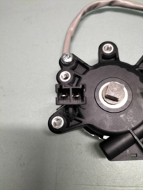 Motor regulator front, left-hand Nissan Sunny B12/ N13 80731-52A10 New.