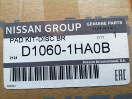 Remblokset vooras Nissan D1060-1HA0B E12/ K13/ K14 Origineel.