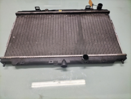 Radiator Nissan Primera P12 wagon 21460-AV600 Gebruikt, lichte schade