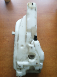 Ruitensproeierreservoir Nissan Terrano2 R20 28912-7F000 Zonder pompje