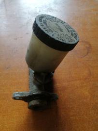 Cylinder brake master Nissan 300ZX Z31 46010-04P00 Used part.