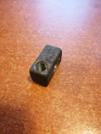 Nut adjusting power steeing pump Nissan 11717-V7200 Used part. (version nut).