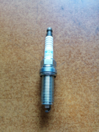 Spark plug HR09DDT/ HRA2DDT Nissan 22401-00Q0K C13/ F15/ J11/ K14 (ILKAR7J7G)