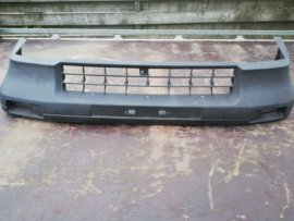 Voorbumper Nissan Bluebird T72 62022-Q9025 (62022-D3861 62022-D3801) Origineel.