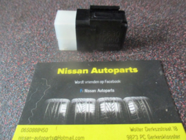 Relais claxon Nissan 25630-79960 / 25630-C9962 Gebruikt.