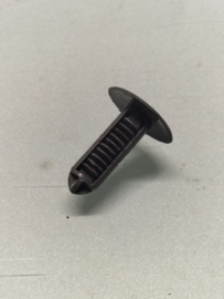 Clip Nissan 01553-04131 Used part