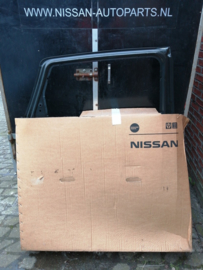 Portier linksachter Nissan Qashqai J10 H2101-JD0M0 Lichte schade/ Origineel.