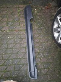 Overzetdorpel rechts Nissan Micra K11 3-deurs Nieuw.