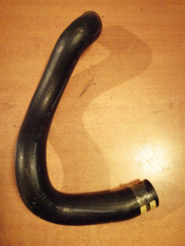 Onderste radiateurslang Datsun Bluebird 610 21503-U0105 Origineel.