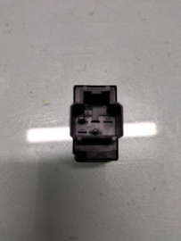 Switch assy-trunk Nissan  25380-9F510 Used part