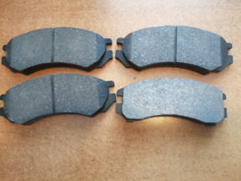Pad kit-disc brake, front Nissan 41060-67A85 B12/ N13 Originel.