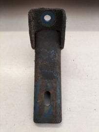 Motorsteun links A12 Datsun Sunny B110 11222-H1001 Gebruikt.