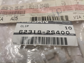 Clip grille Nissan King Cab D22 62318-2S400 Original.