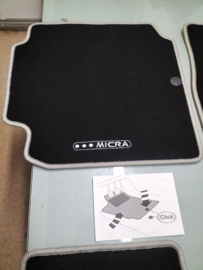 Floor mat set Nissan KE745-AX081 Original