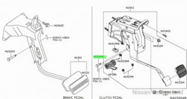 Pin clevis Nissan 01521-00011 Original.