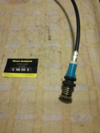 Kilometertellerkabel Nissan Bluebird T12/ T72 25050-D4501 Gebruikt.