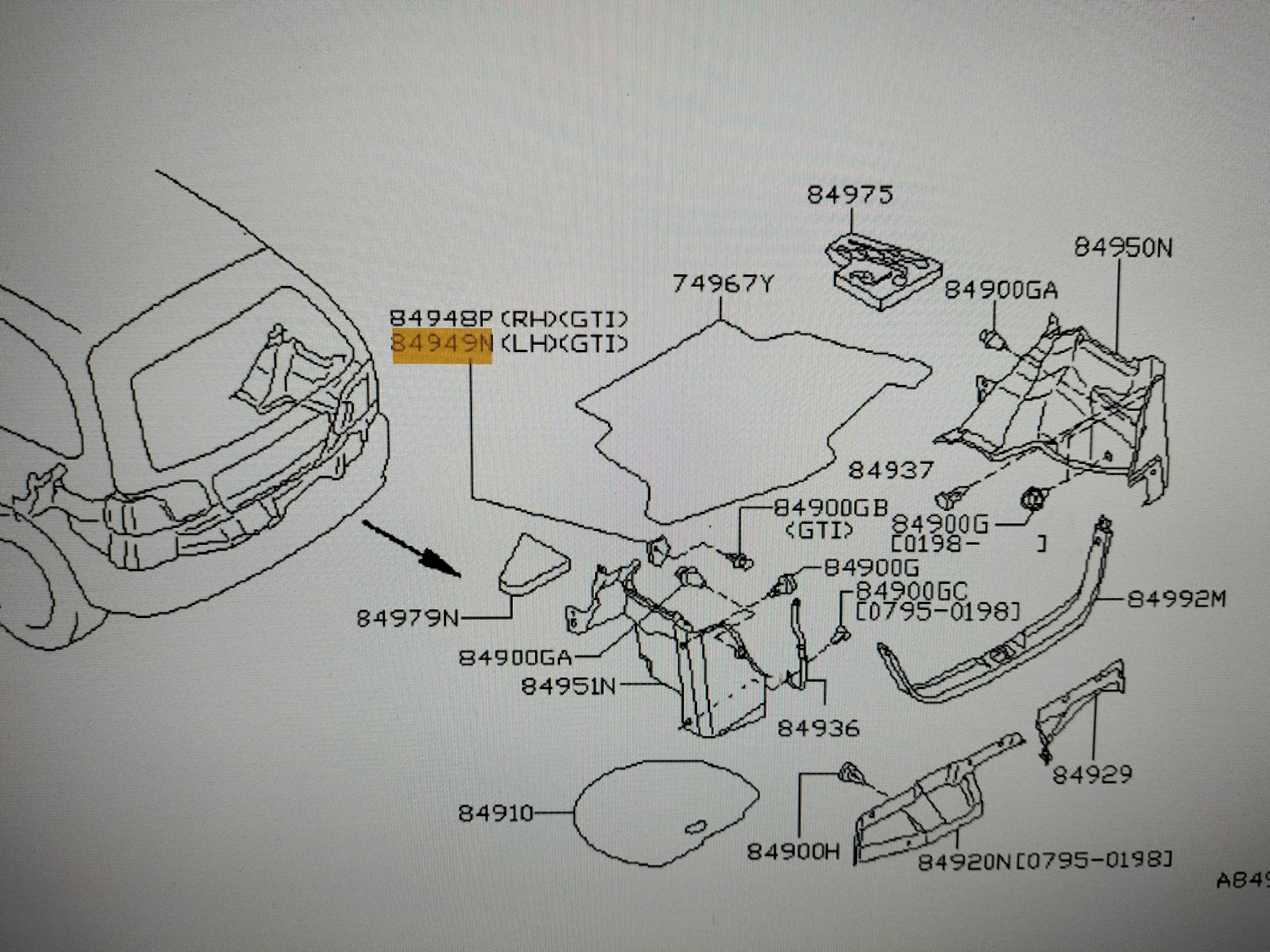 Afdekkap kofferbakbekleding links Nissan Almera N15 GTI N15 84949-0N600 Gebruikt.