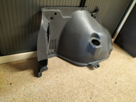 Kofferbakbekleding links Nissan Micra K10 84951-22B00 Gebruikt.