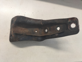 Bracket engine support right-hand Datsun Cherry E10 11232-M0200 Used part.