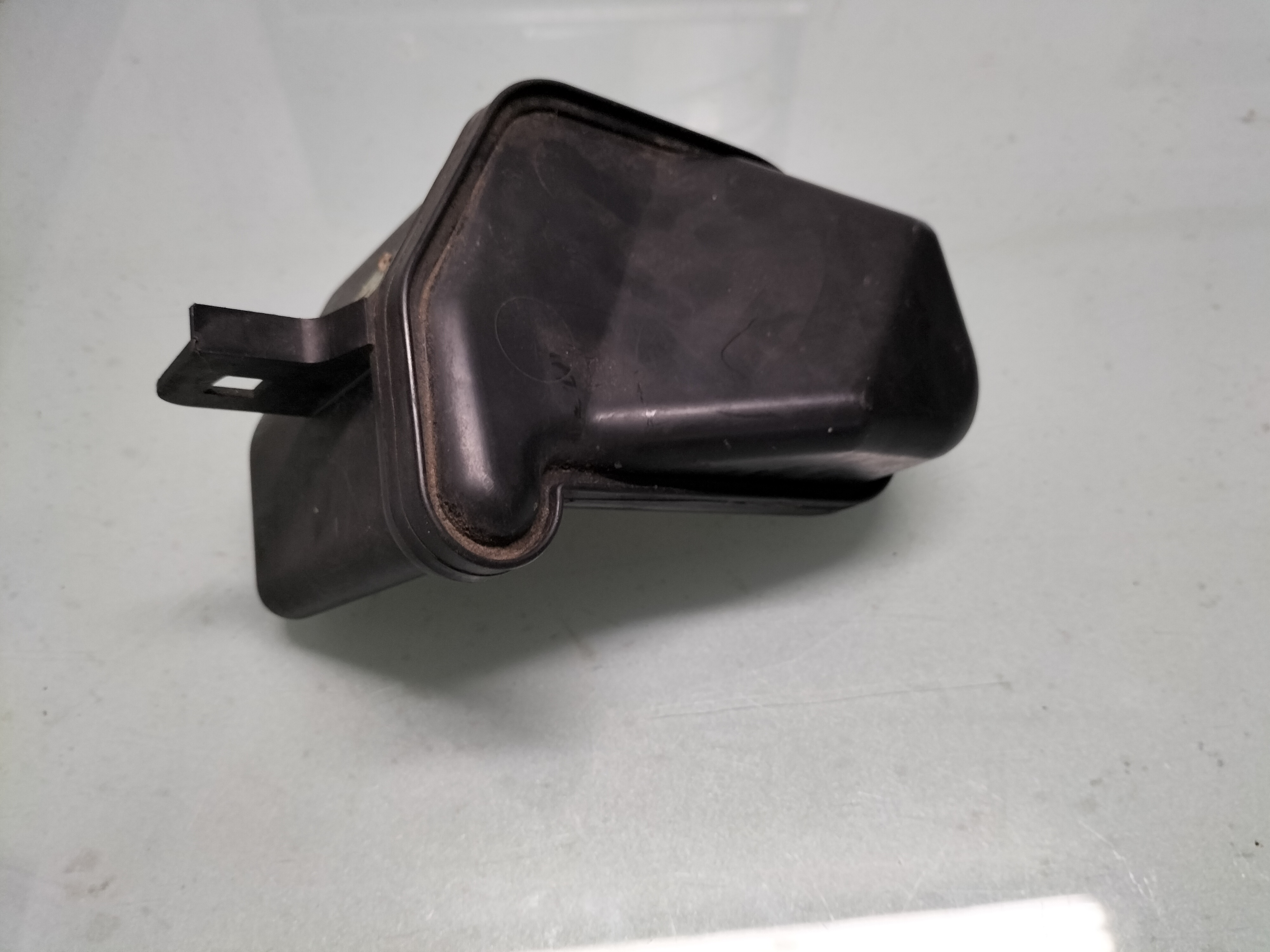 Resonator QG18DE Nissan almera tino v10 20250717 used