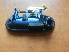 Deurgreep buitenzijde rechtsvoor Nissan 100NX B13 80606-61Y14 (TJ4) Gebruikt.