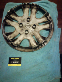 Sierdop 14 inch Nissan 43250-M68K90 Nissan Pixo UA0 40315-4A00E Gebruikt.