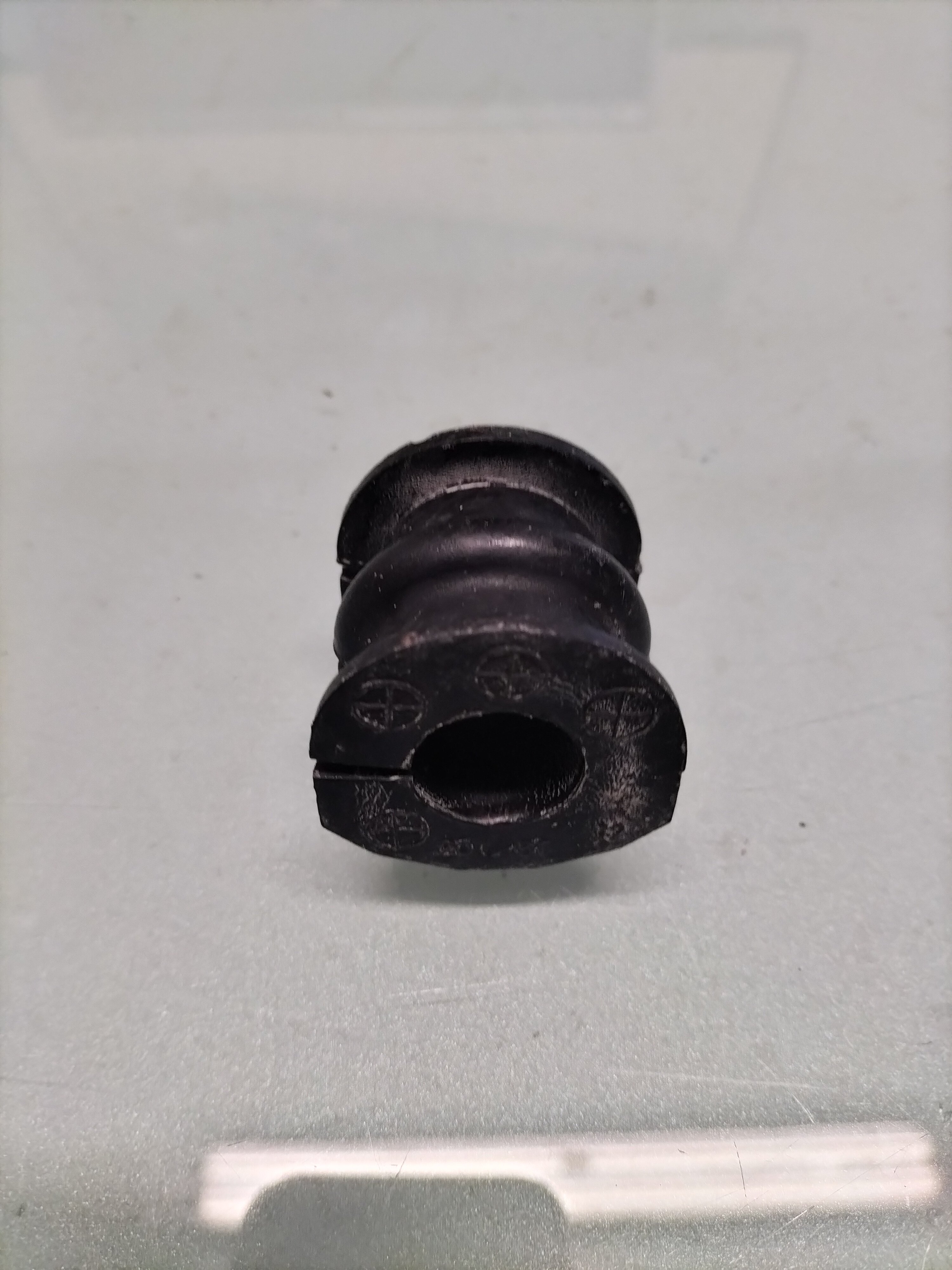 Stabilisatorrubber Nissan 54613-3VA1A Origineel