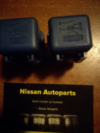 Relais Nissan 25230-C9970 / 25230-C9980 Gebruikt.