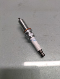 Spark Plug NGK DILKAR7E11HS HR12DR Nissan 22401-1HA1C Original.