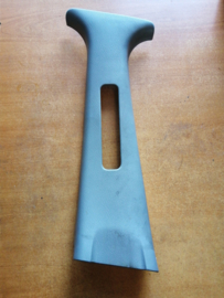 Afdekkap veiligheidsgordel links Nissan Primera P11/ WP11 76914-9F502 (76914-2F102) Gebruikt.