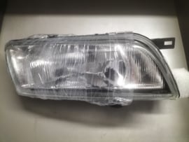 Lamp right-hand Nissan Almera N15 26010-1N826 New.