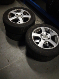 15 inch aluminium velgen met band 185/65R15 & 195/65R15