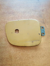 Assy-panel, fuel lid Datsun Cherry E10 76331-M0201 Used part (20210403) Yellow.)